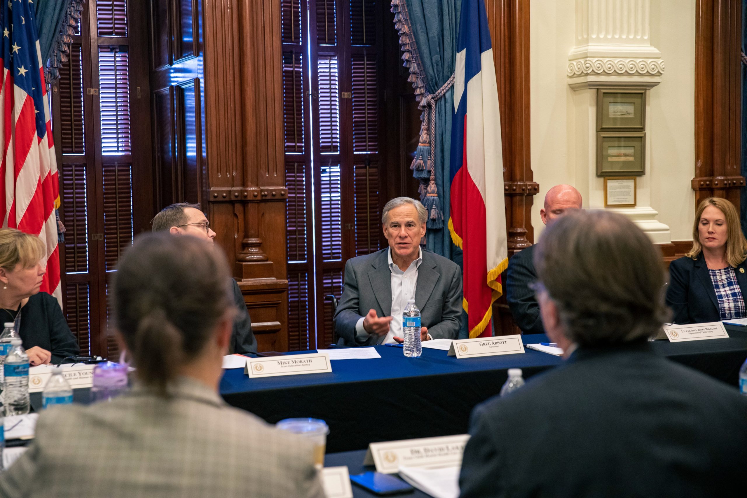 Greg Abbott, gobernador de Texas, cancela su visita a la convención nacional del rifle; irá a Uvalde