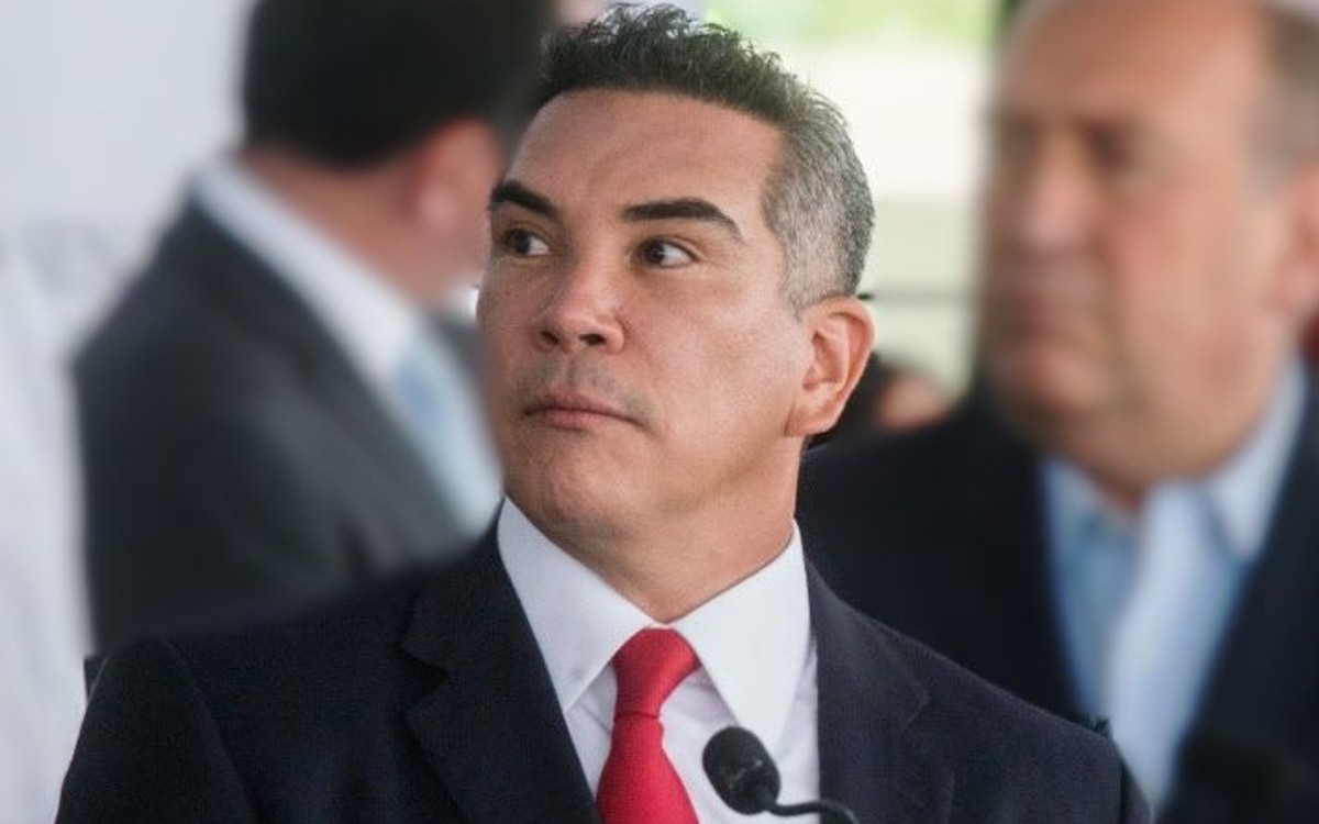 INE investigará a Alejandro Moreno por audios sobre supuestos 'donativos' de Cinépolis al PRI
