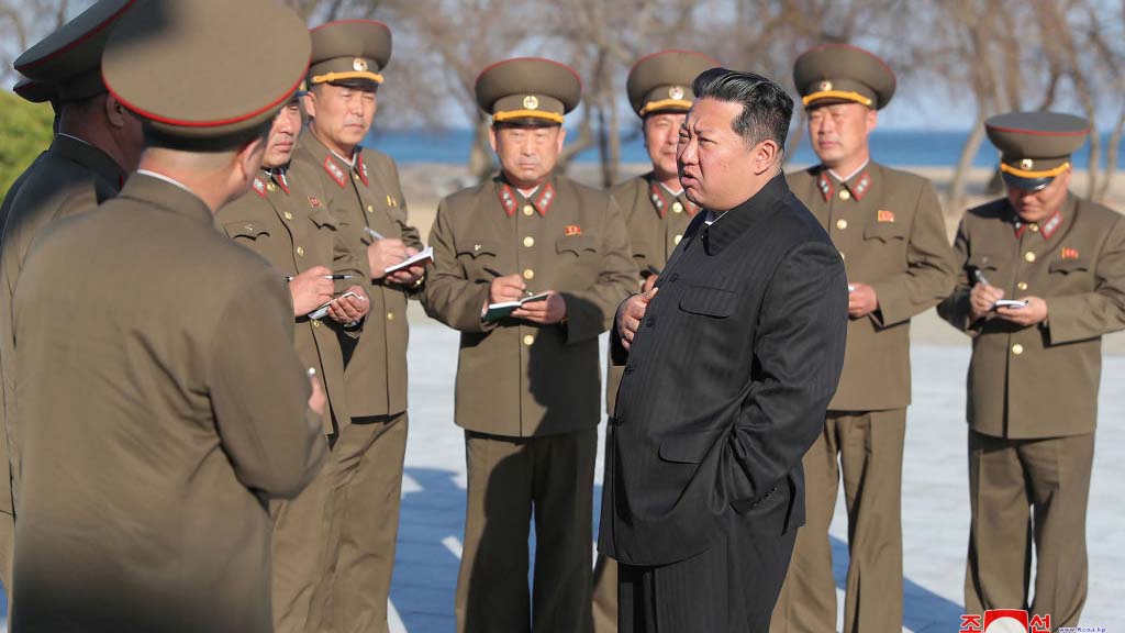 Kim Jong Un se prepara para “prevenir, contener y frustrar” ataques nucleares