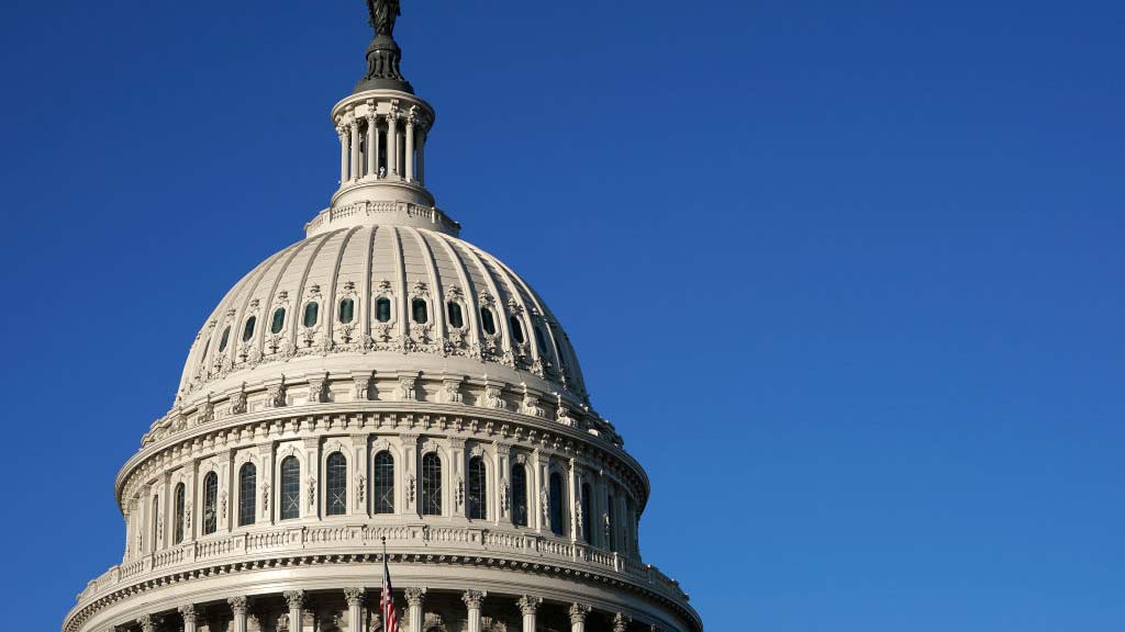 La Cámara Baja de EEUU da la aprobación final a la ley que acelera la ayuda a Ucrania