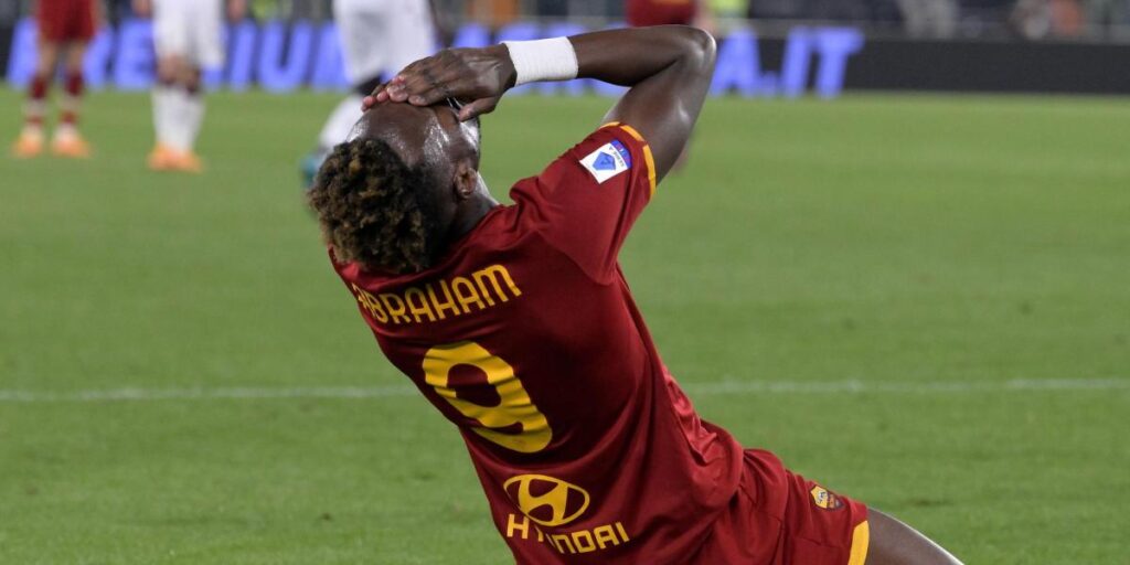 La Roma empata ante el Bolonia y se despide de la Champions