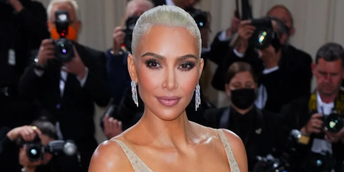 La intrahistoria del 'look' de Kim Kardashian: adelgazó 7 kgs para ponerse este icónico vestido