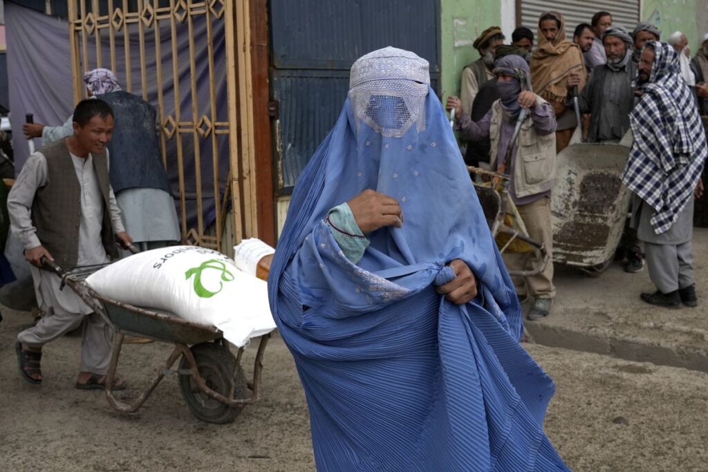 La resistencia de las mujeres afganas: “Incluso si me cuesta la vida, no me voy a poner el burka”