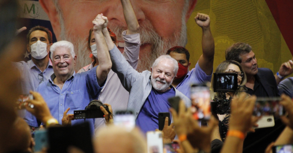 Lula da Silva podría ganarle a Jair Bolsonaro en primera vuelta de las elecciones presidenciales en octubre