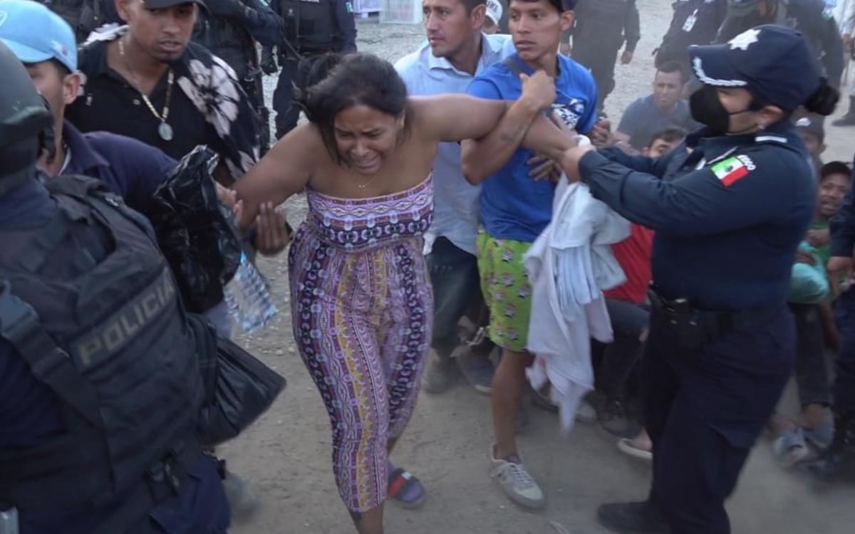 Migrantes se amotinan ante incumplimiento de visas humanitarias en garita migratoria en Oaxaca
