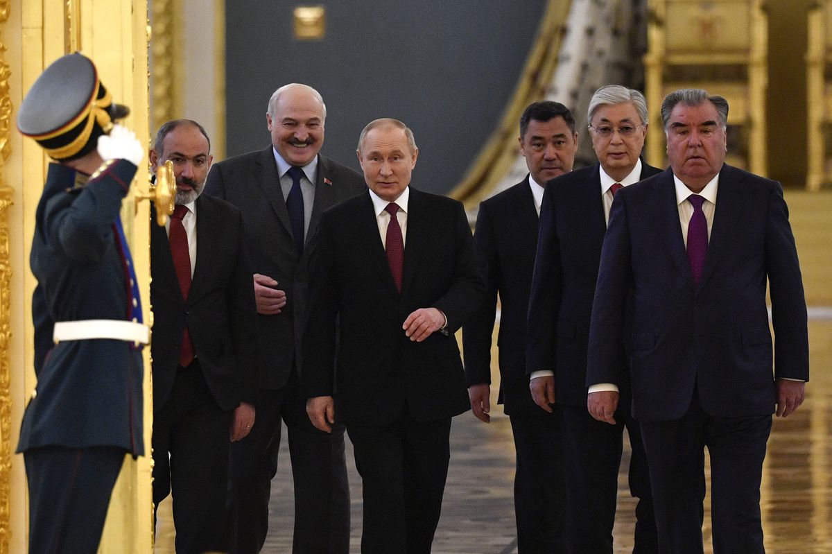 Putin, Xi y la primavera ‘horribilis’ de los regímenes autoritarios