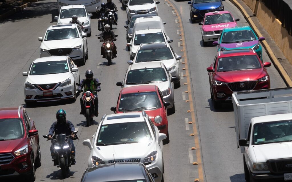 Sancionan a 680 automovilistas en CDMX por no cumplir el Hoy No Circula