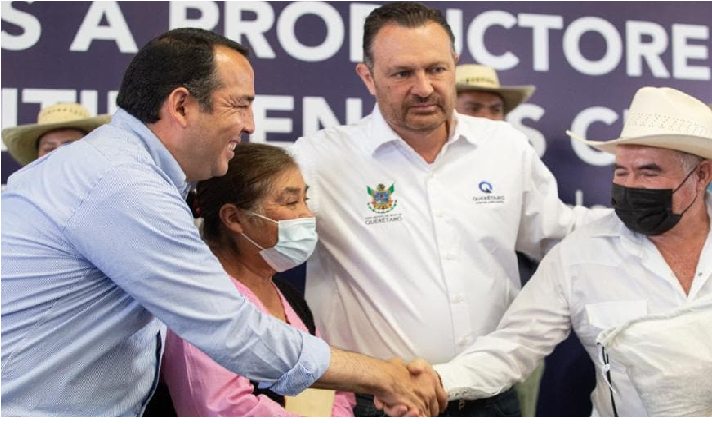 Sin prensa y en “lo oscurito” gobernador Kuri visitó San Juan del Río para inaugurar obras por más de 32 mdp