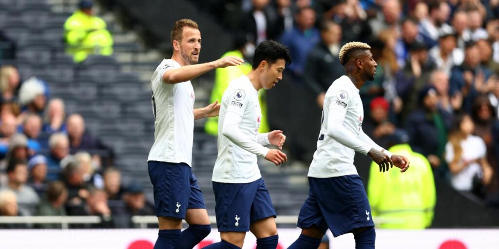 Son, con un doblete, y Kane deciden ante el Leicester