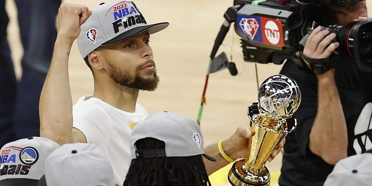 Stephen Curry gana el recién creado MVP de las Finales del Oeste