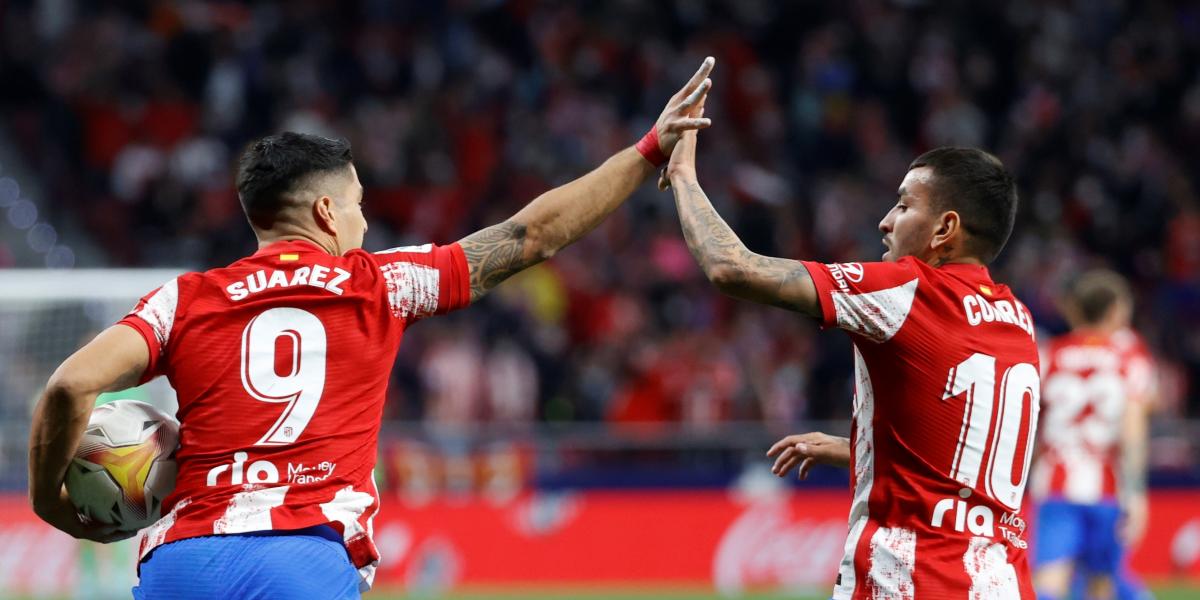 Suárez y Correa se juegan el 'pichichi' del Atlético