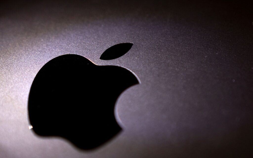 UE acusa a Apple de prácticas antimonopolio en pagos móviles