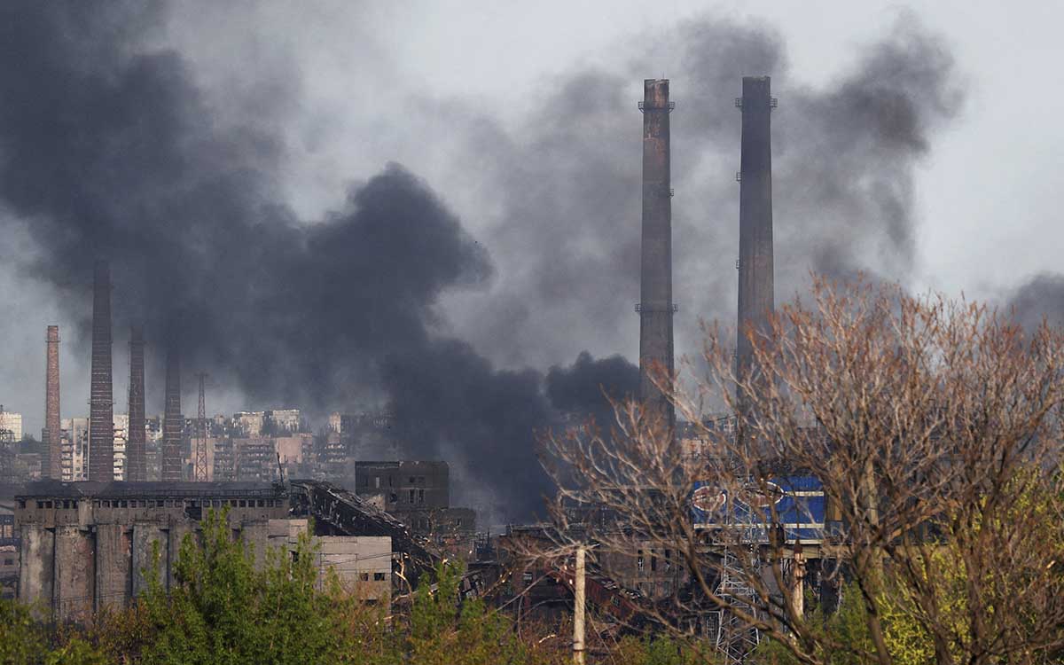 Ucrania: La ONU celebra la evacuación de 156 civiles de la planta de acero de Mariúpol