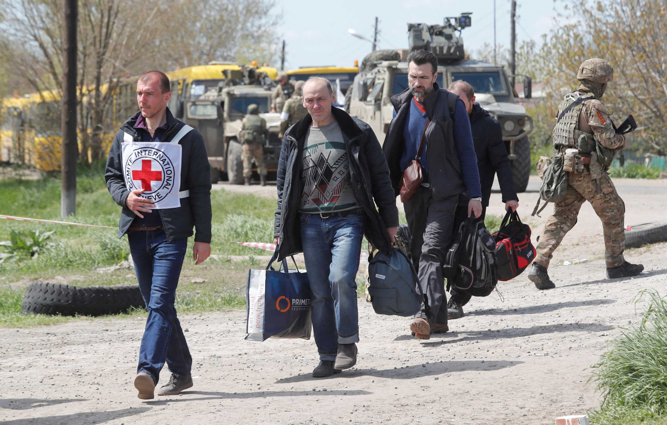 Última hora de la guerra en Ucrania, en directo | Zelenski: “El lunes continuará la evacuación de civiles en Mariupol si se dan las condiciones necesarias”