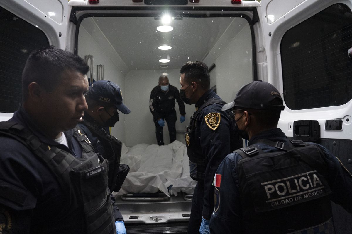 Un tiroteo en un despacho de abogados de Ciudad de México deja tres muertos