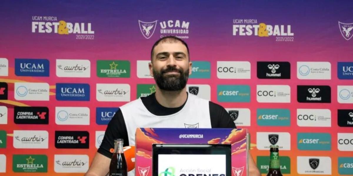 Vasileiadis: "Tenemos hambre de ganar ante nuestra afición y pelear por el playoff"