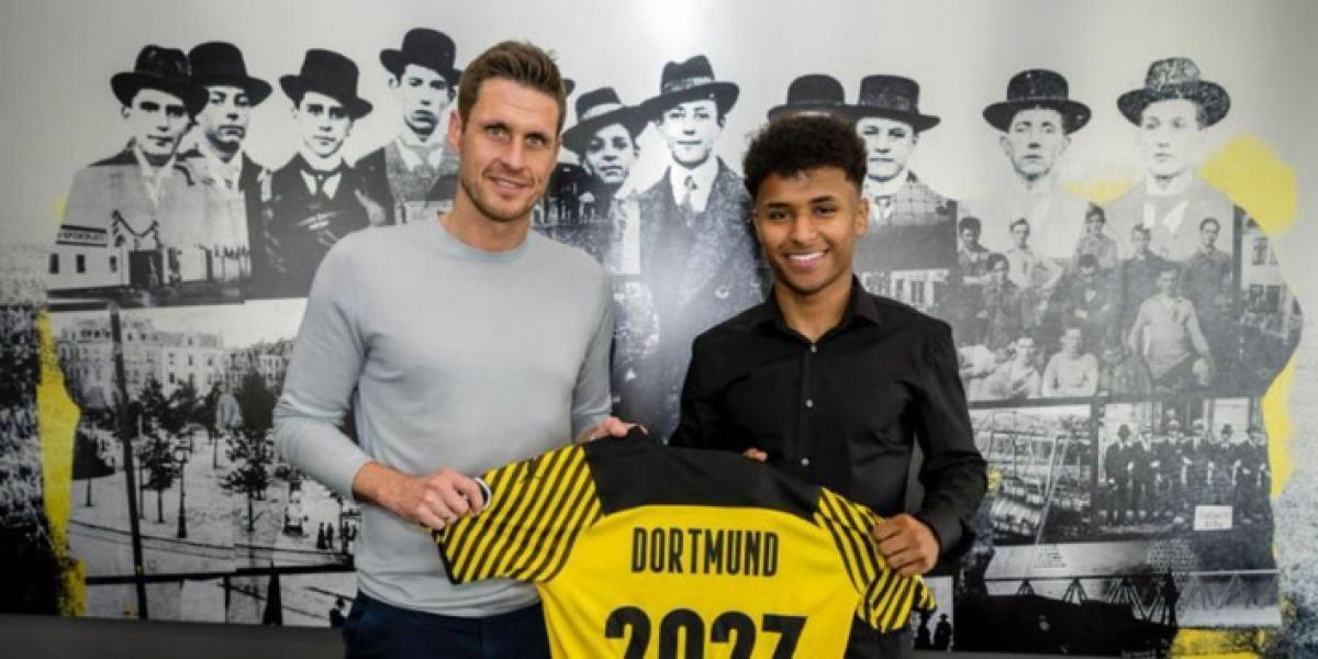 ¡Ni dos horas han tardado! El Dortmund anuncia el sustituto de Haaland
