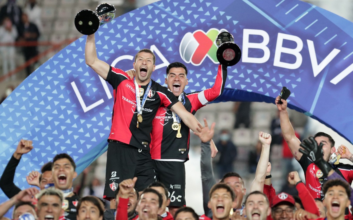 ¡Se consagra Atlas bicampeón del futbol mexicano! | Video