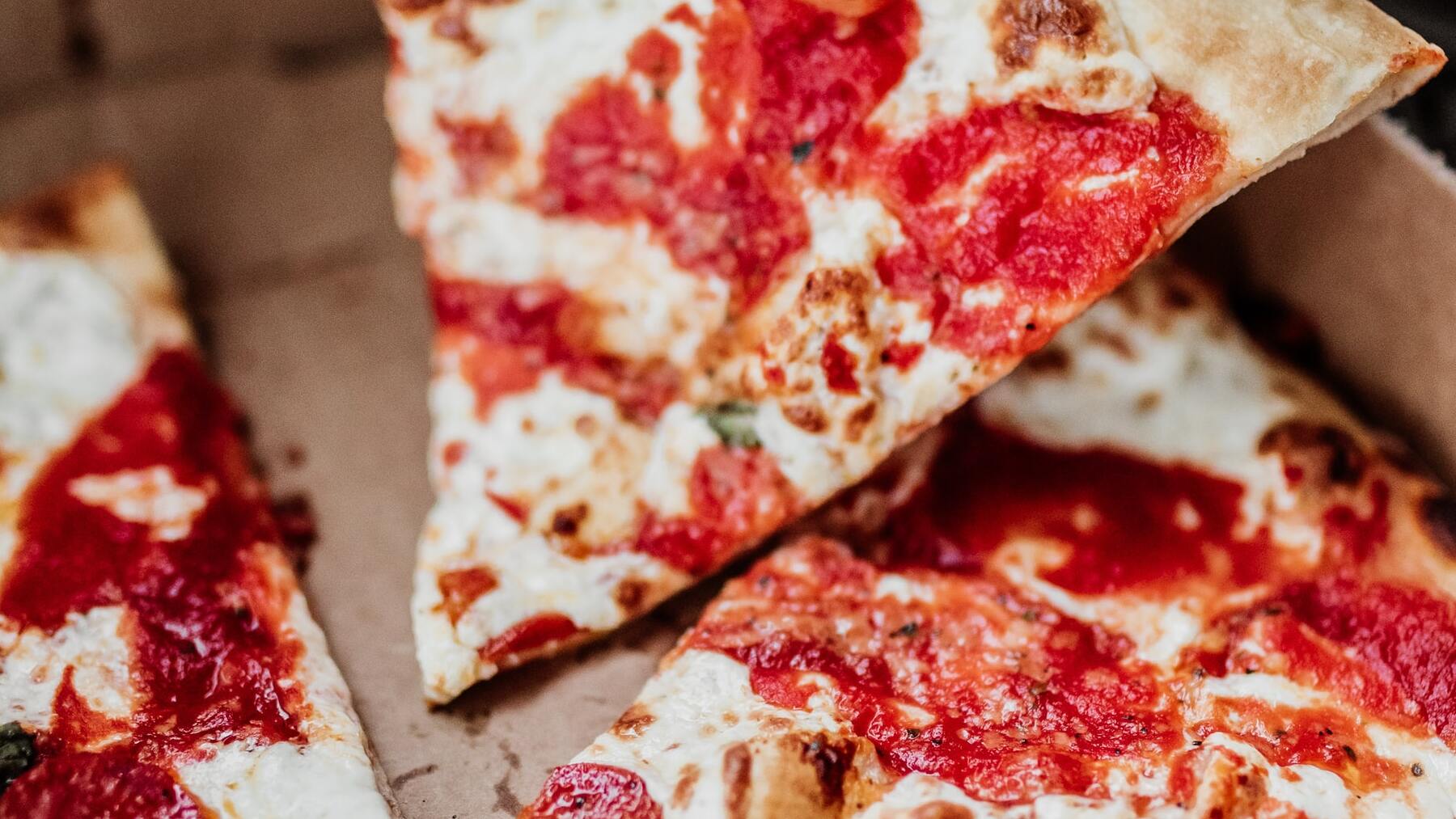 ¿Qué pasa por comer pizza todos los días?