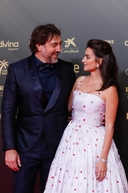 Javier Bardem y Penélope Cruz posan juntos en la alfombra roja/Gtres