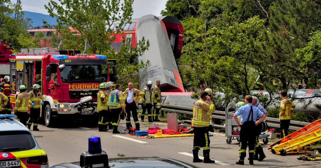 Al menos 4 muertos tras descarrilamiento de tren en Alemania