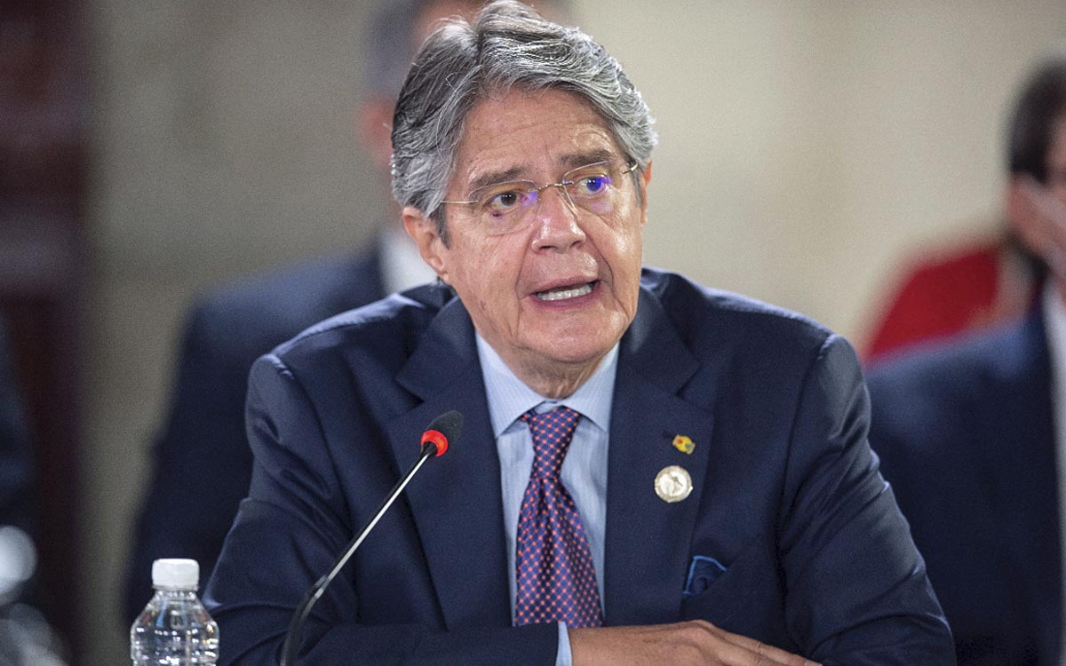 Asamblea de Ecuador debate destitución de Lasso; continuará sesión este domingo