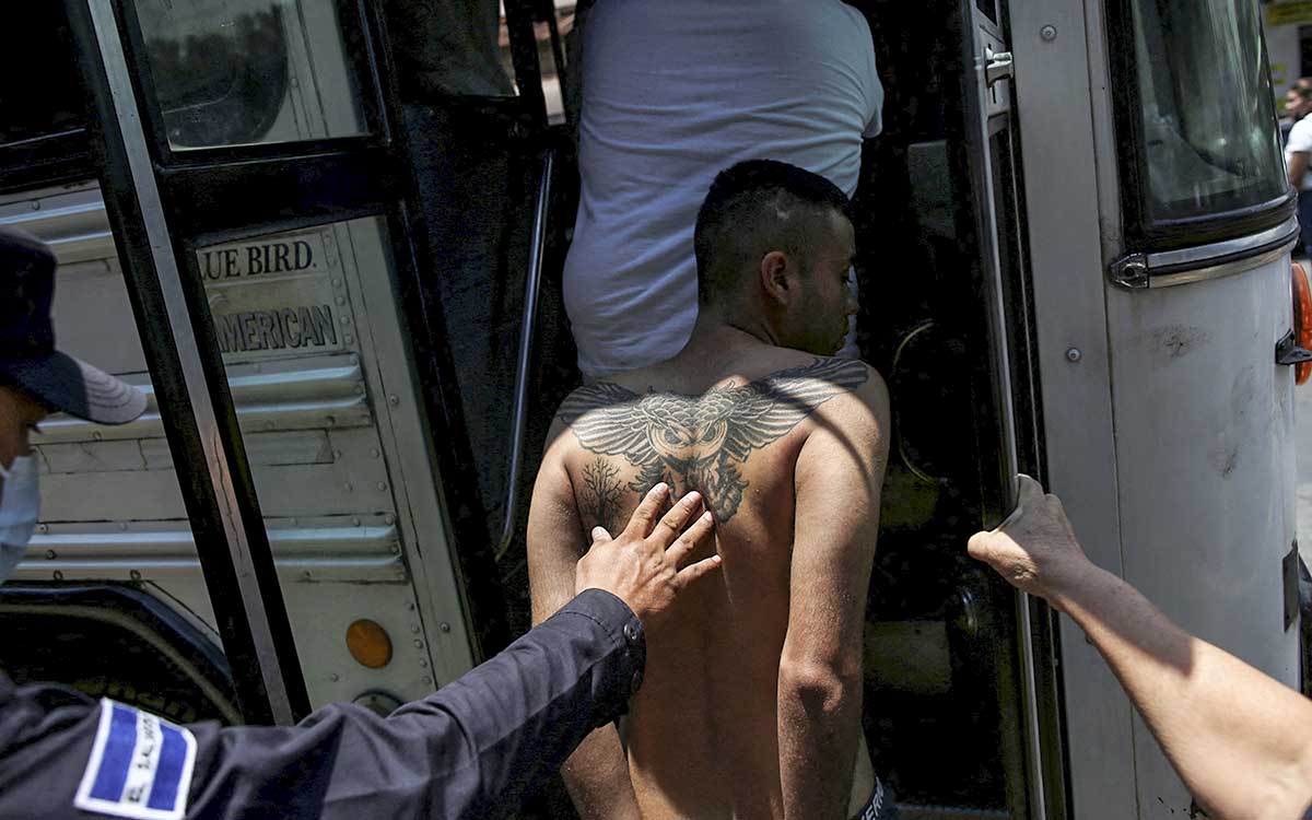 Asamblea de El Salvador amplía por tercera vez el estado de excepción para combatir a las pandillas