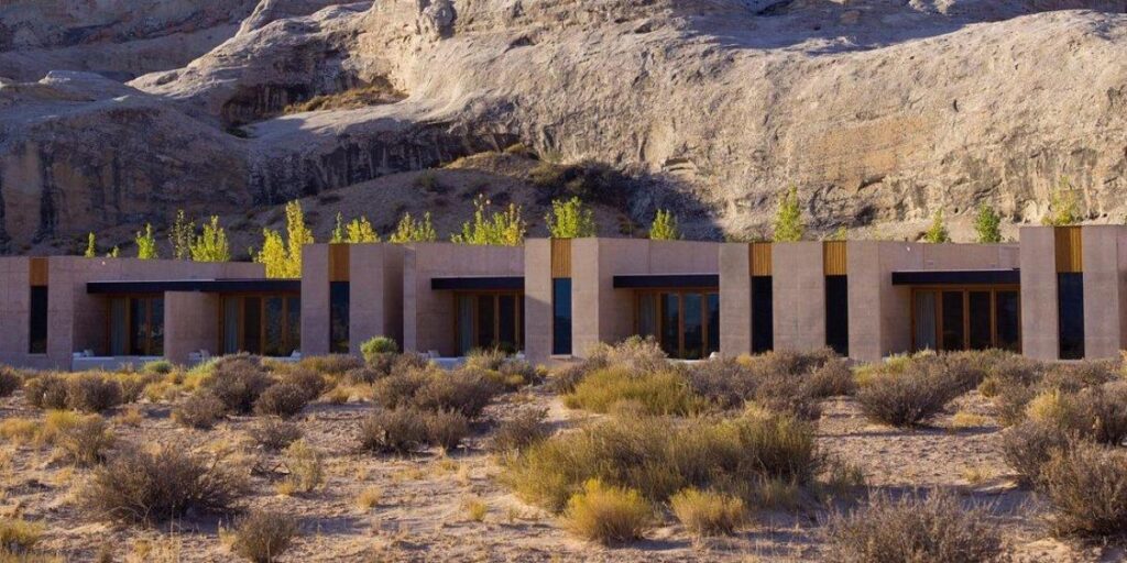 Así es el exclusivo hotel en pleno desierto en el que se hospeda De Jong