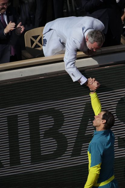 Felipe VI y Rafa Nadal en el Roland Garros / Gtres