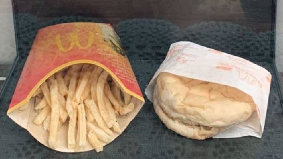 Así luce una hamburguesa de McDonald’s 10 años después