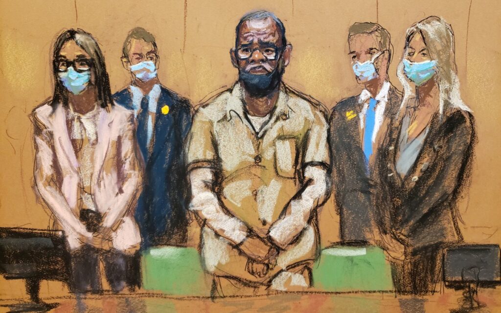 Condenan al rapero R. Kelly a 30 años en prisión por cargos de extorsión y tráfico sexual
