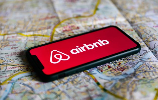 Daily Crunch: Se acabó la fiesta: Airbnb prohíbe todas las reuniones disruptivas a perpetuidad