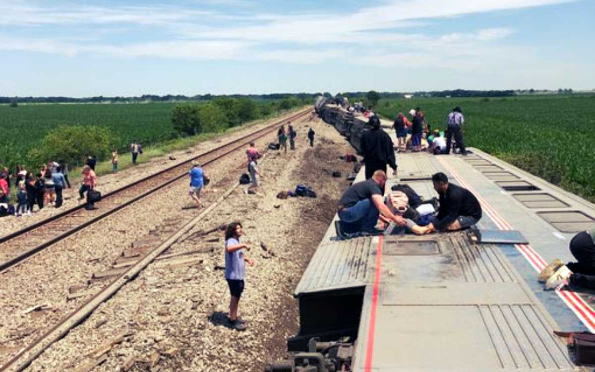 Descarrila tren con 243 pasajeros: al menos 3 muertos y 50 heridos | Estados Unidos