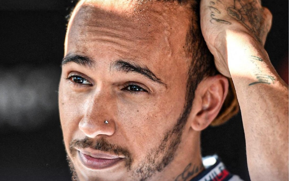 Despotrica Lewis Hamilton en contra del Mercedes W13: “es inmanejable” | Video