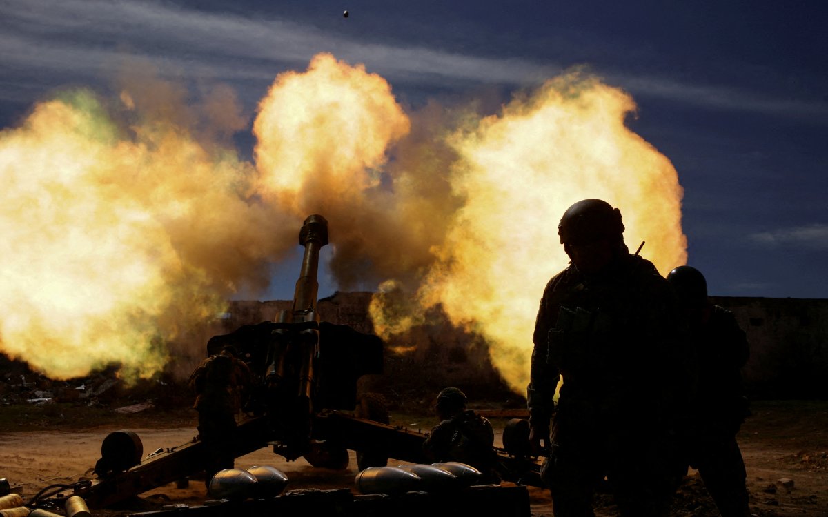 Rusia y Ucrania intercambian más de 80 cuerpos de soldados muertos en la guerra