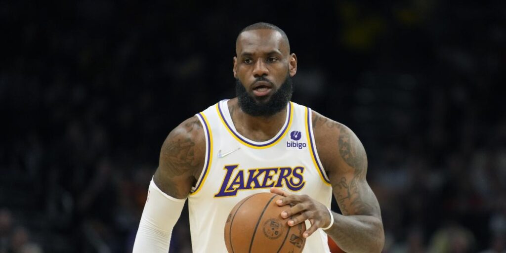 Draft, mercado y agencia libre: los Lakers buscan un milagro