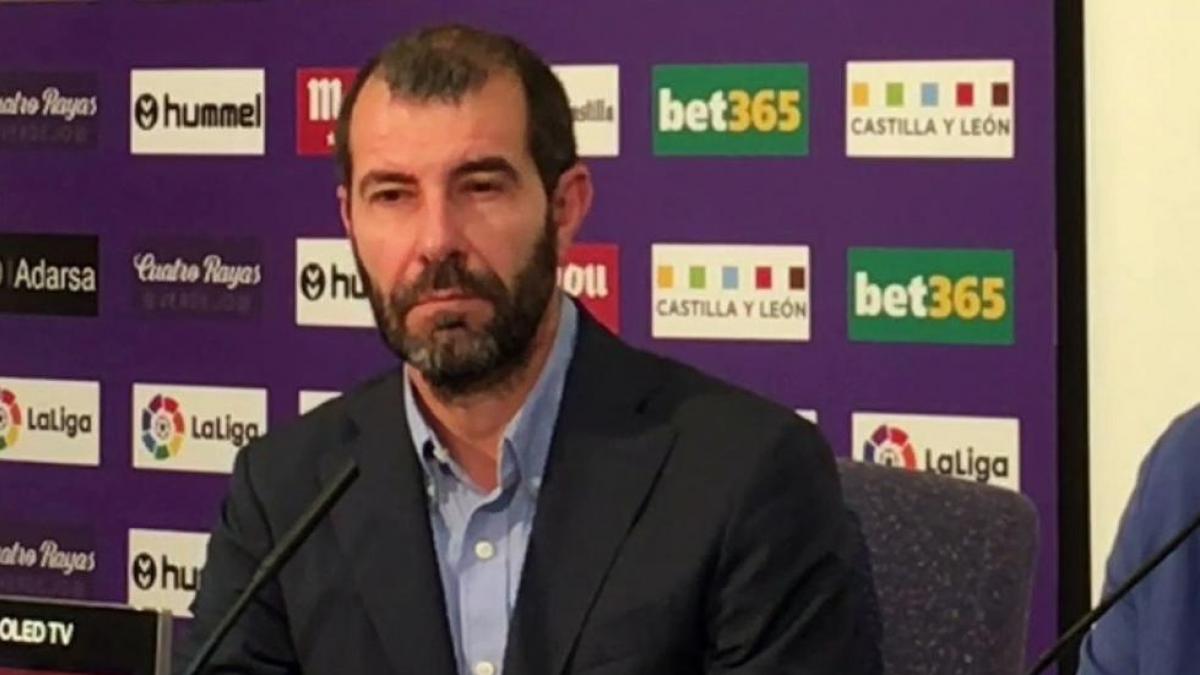 El Valladolid mantendrá el nuevo escudo pese a la polémica generada