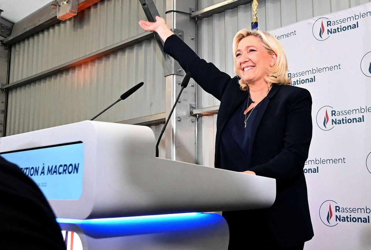 El partido de Le Pen consigue grupo propio al alcanzar su mejor resultado en unas legislativas