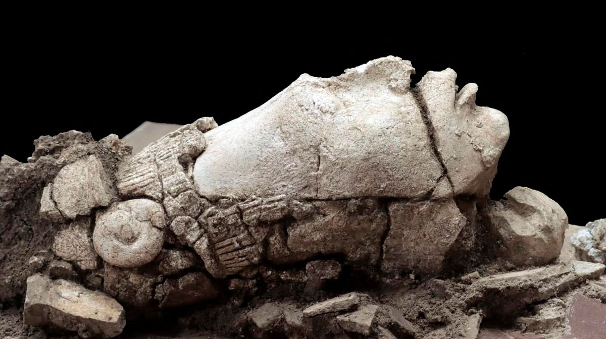 Hallada una cabeza del dios del maíz maya que permaneció oculta más de 1.300 años en Chiapas