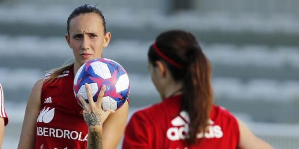 Homenaje de la RFEF a todas sus 'Euro futbolistas'