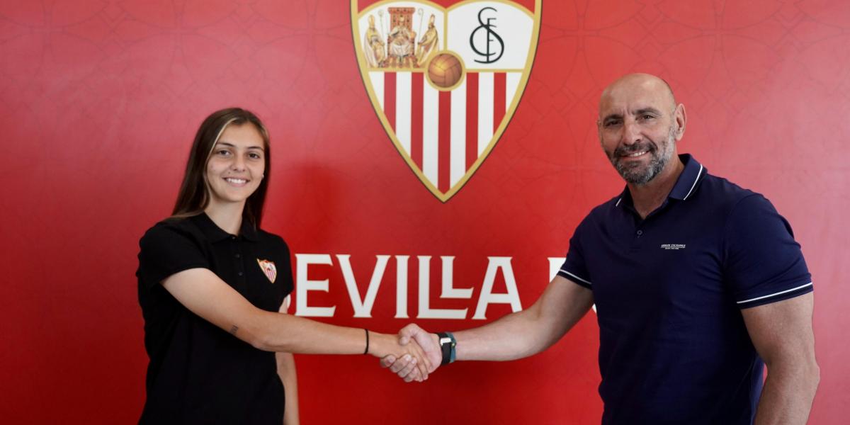 La defensa Teresa Mérida renueva con el Sevilla hasta 2024