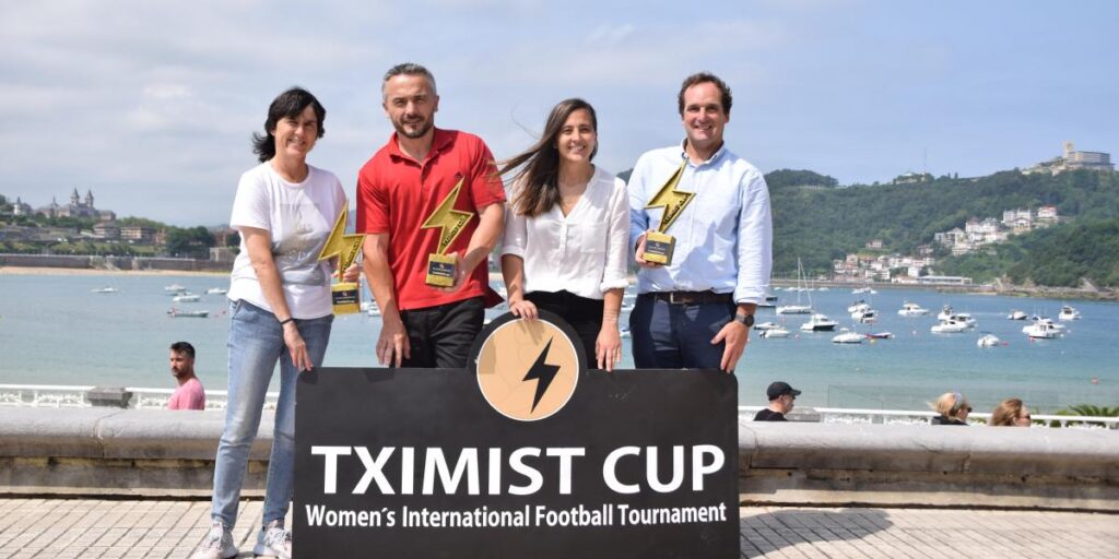 La sexta edición de la Tximist Cup acoge desde hoy a 23 equipos femeninos