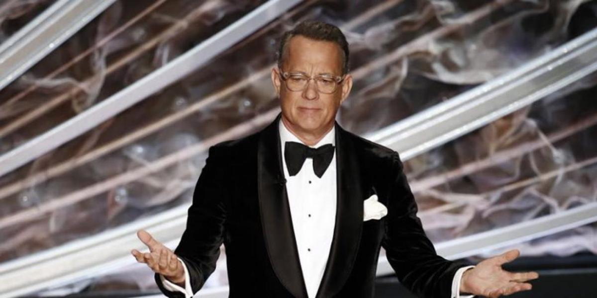 Monumental enfado de Tom Hanks con unos fans que empujaron a su mujer