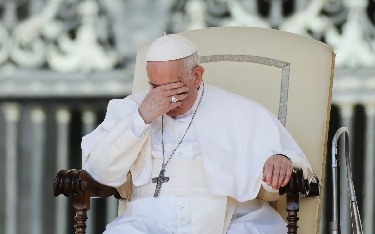 Papa lamenta la ‘falta de honestidad’ de los medios de comunicación