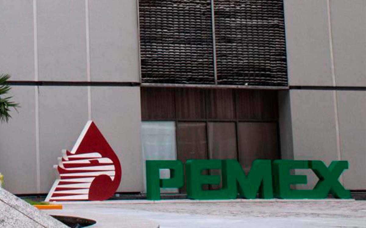 Pemex emitirá 2 mil millones de dólares en notas globales para cubrir adeudos con proveedores