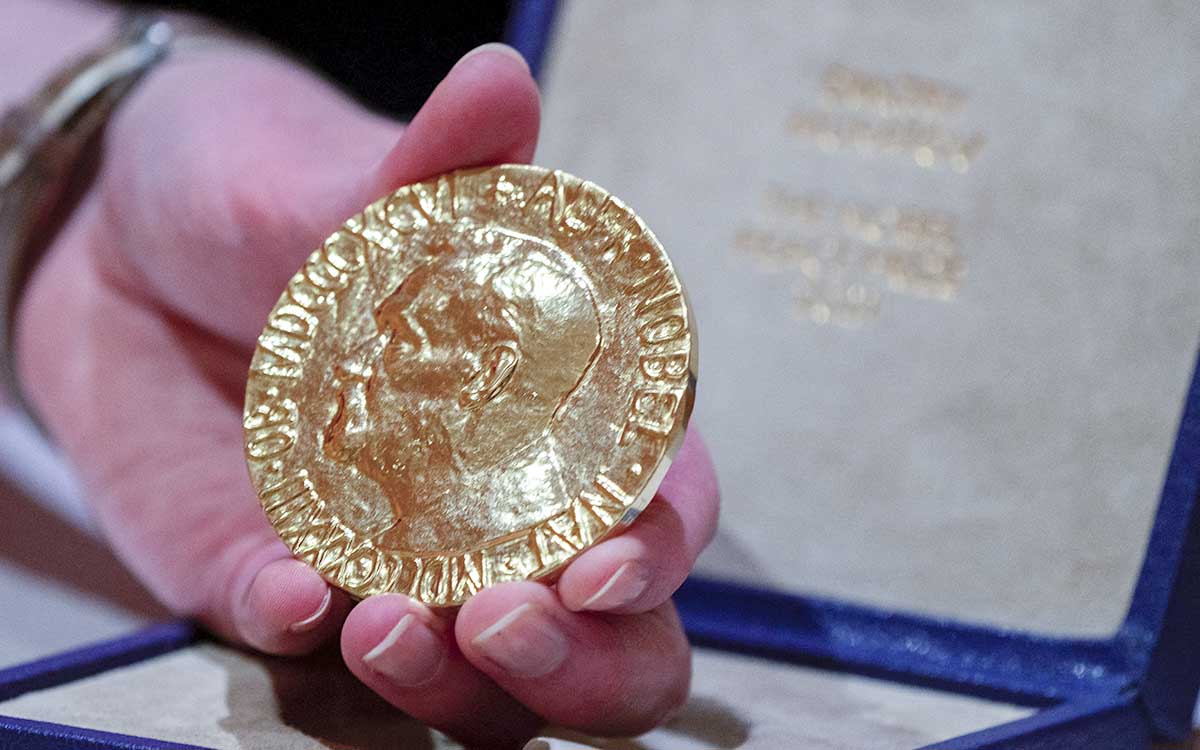 Premio Nobel ruso Dimitri Muratov subasta su medalla en 103.5 mdd para los niños ucranianos