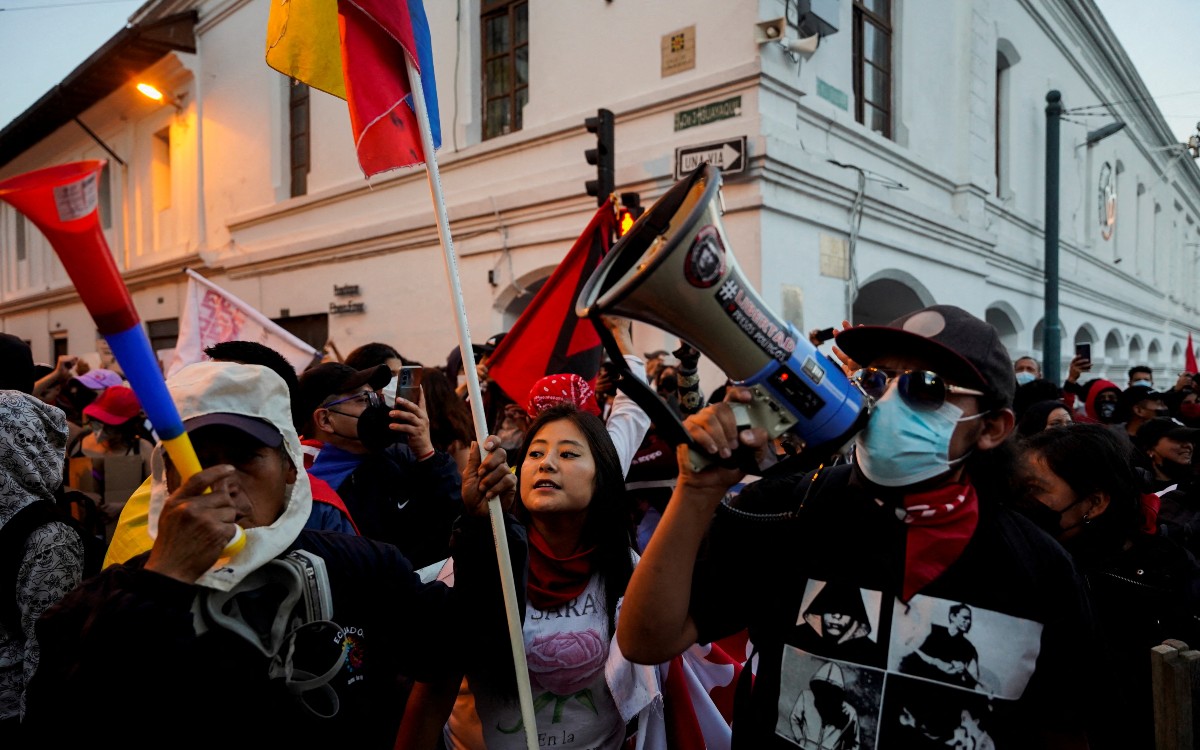 Presidente Ecuador declara estado de excepción en intento por frenar protestas