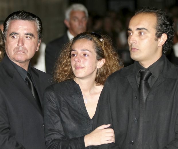 Ortega Cano, Fidel Albiac y Rocío Carrasco en el funeral de Rocío Jurado / Gtres