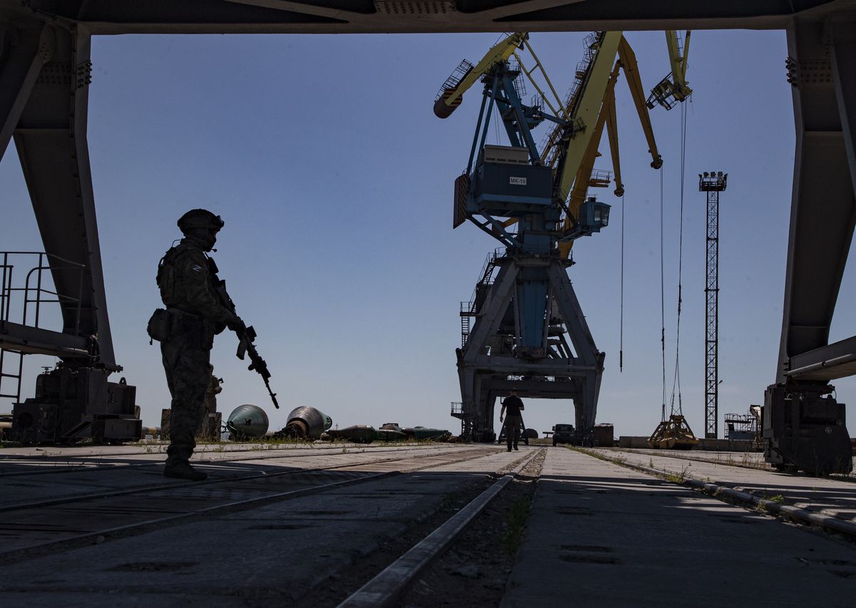 Rusia castigará con hasta 20 años de cárcel a los militares que se pasen al bando ucranio