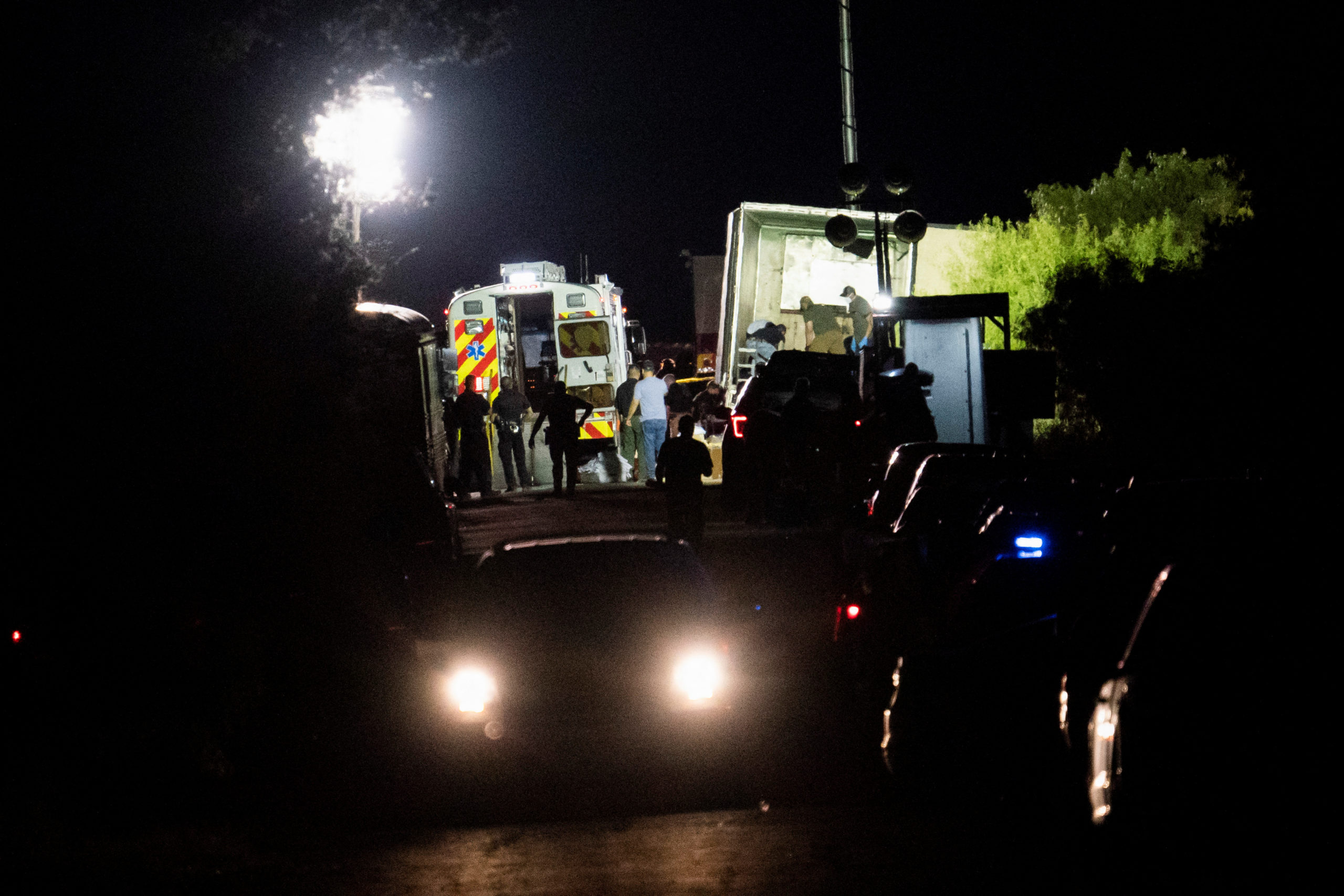 Suman 50 muertos por tragedia en tráiler abandonado en San Antonio, Texas; 22 eran migrantes mexicanos